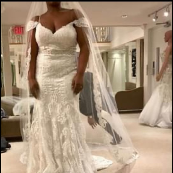 Wedding gown -Lisa bridal - Picture 2 of 3